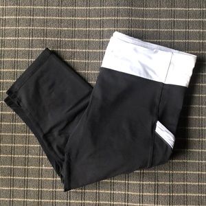Lululemon Speed Crops size 10